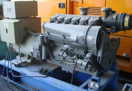 寧波柴油發(fā)電機(jī)組的運(yùn)輸、移動(dòng)、吊裝及安裝安全說(shuō)明